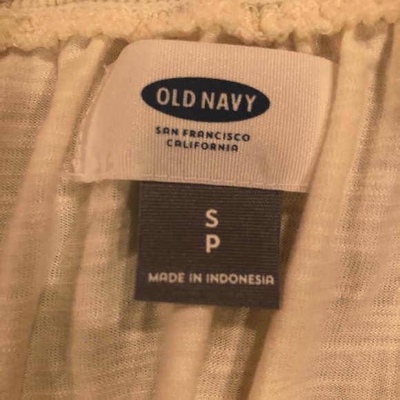 Ivory off the shoulder top - Picture 4 of 4